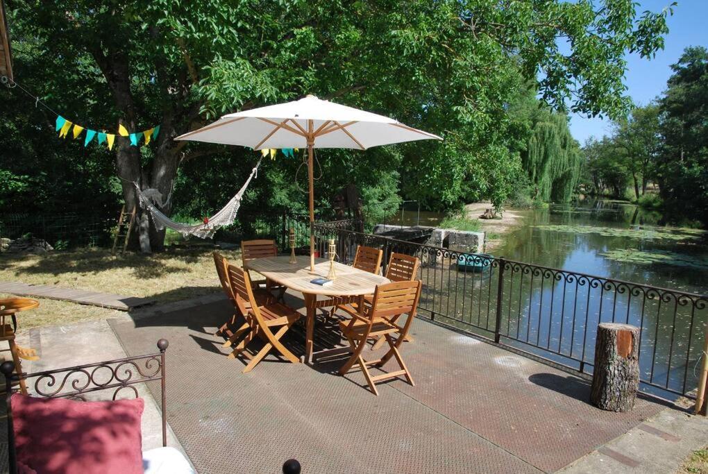 Magnifique Moulin Proche Chablis, Jacuzzi Et Riviere Villa Annay-sur-Serein Buitenkant foto