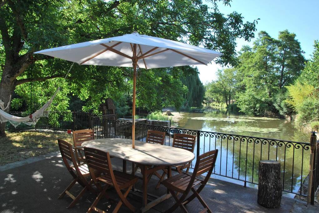 Magnifique Moulin Proche Chablis, Jacuzzi Et Riviere Villa Annay-sur-Serein Buitenkant foto